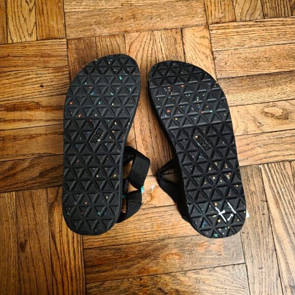 Teva Midform Pride Rainbow Men’s Unisex Size 10 Black Hiking Trail Sandals - Picture 4 of 9